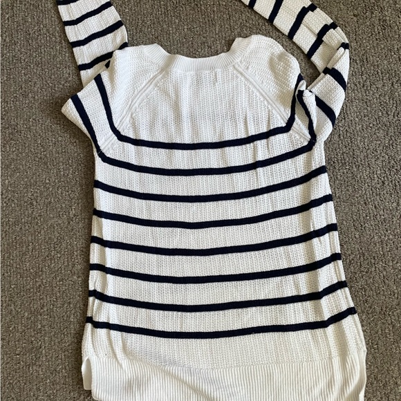 Striped sweater - Picture 2 of 3